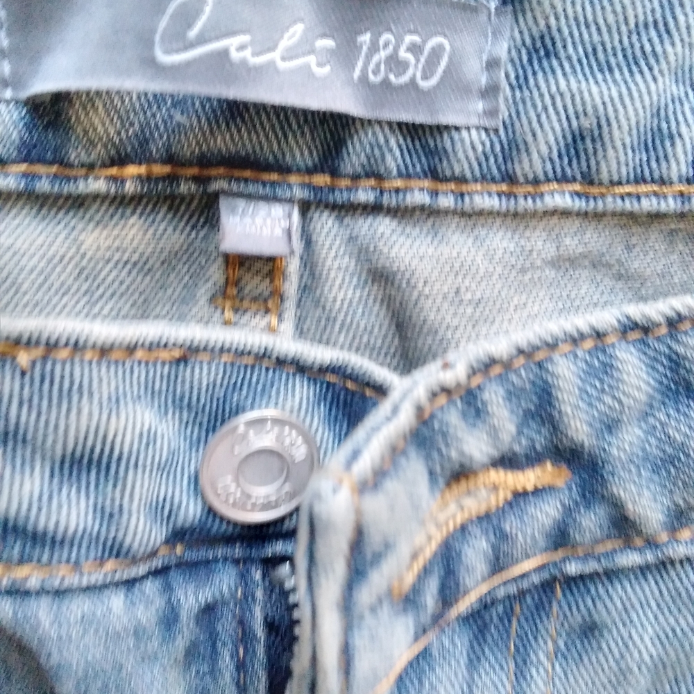 Cali 1850 Women's Blue Flare Jeans